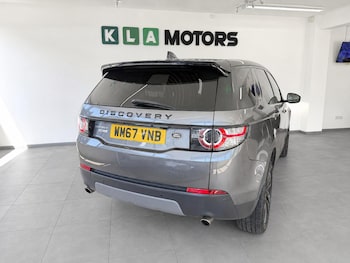 Used Land Rover Discovery Sport 2018 for sale - 79130660: Photo
