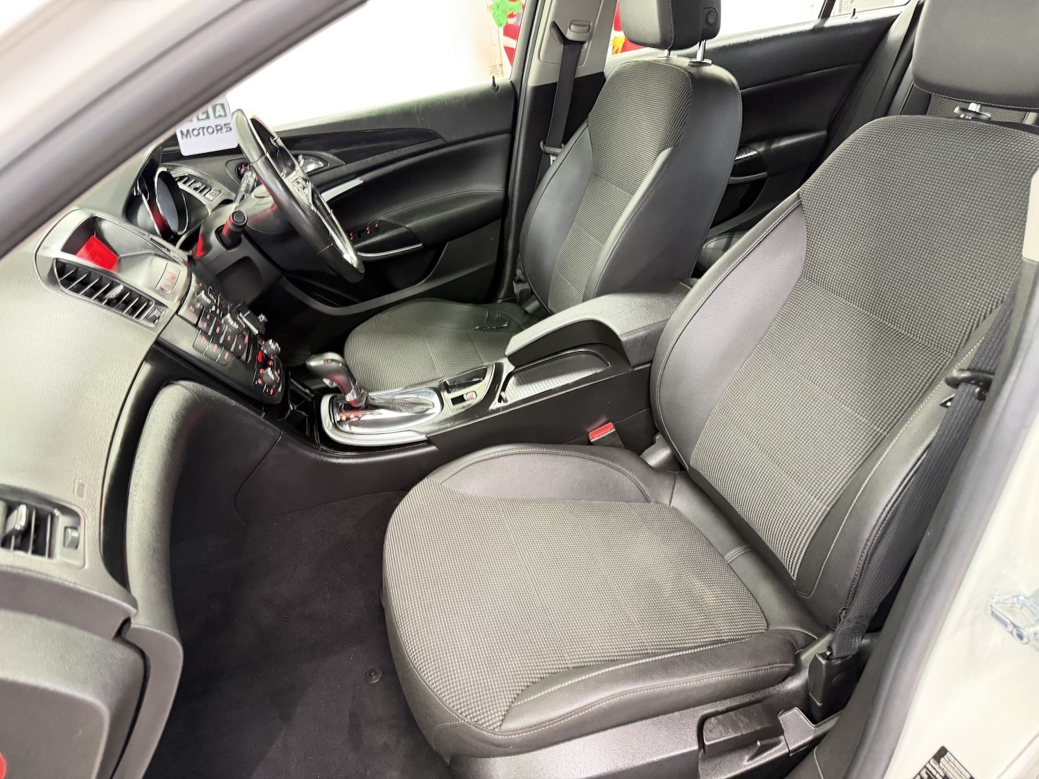 Used Vauxhall Insignia 2012 for sale - 76945570: Photo 11