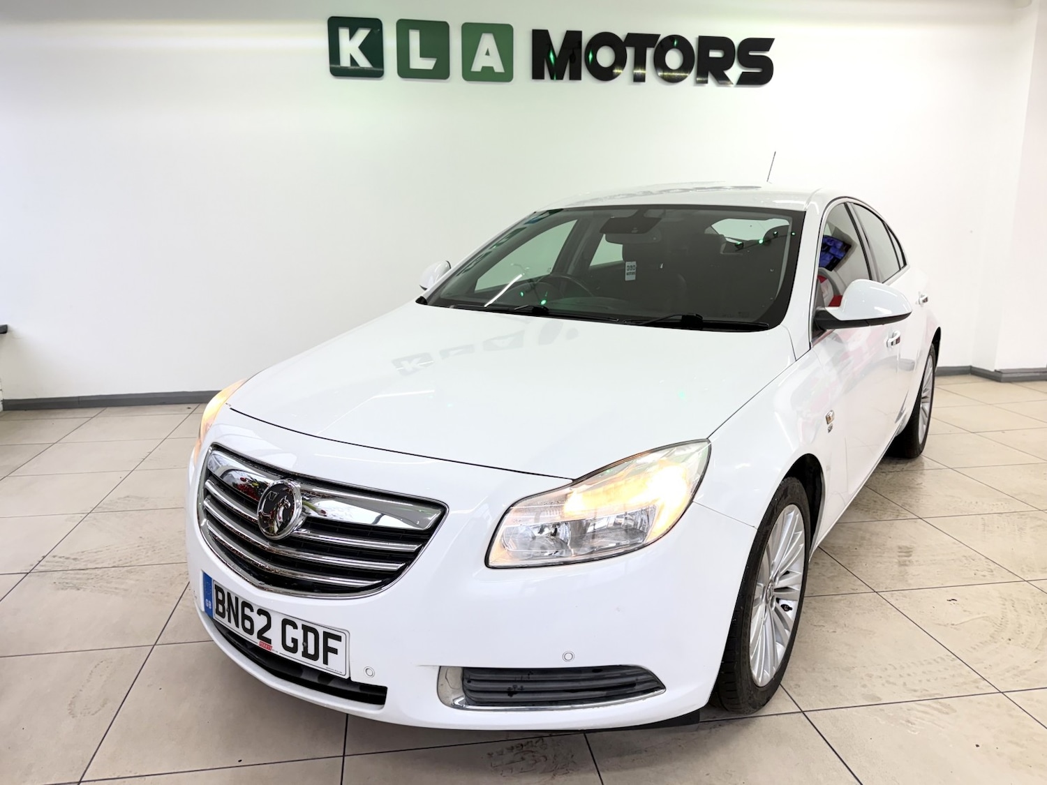 Used Vauxhall Insignia 2012 for sale - 76945570: Photo 8