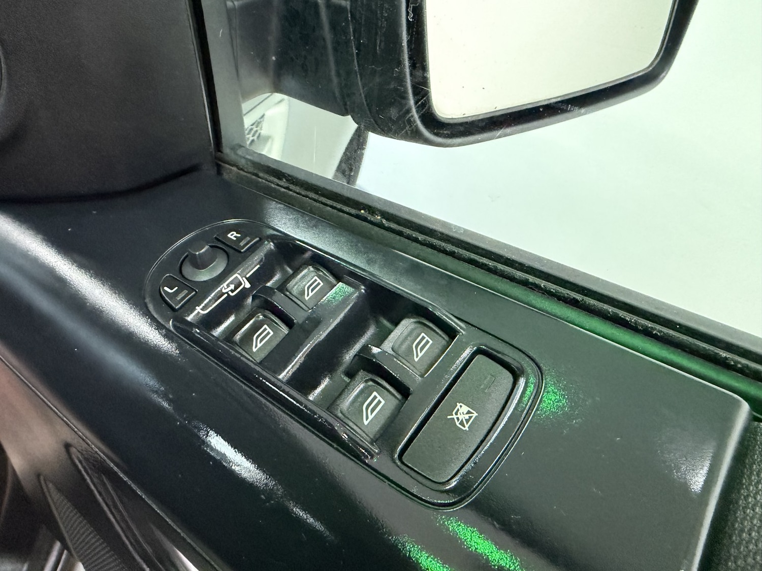 Used Land Rover Freelander 2 2010 for sale - 77118595: Photo 17