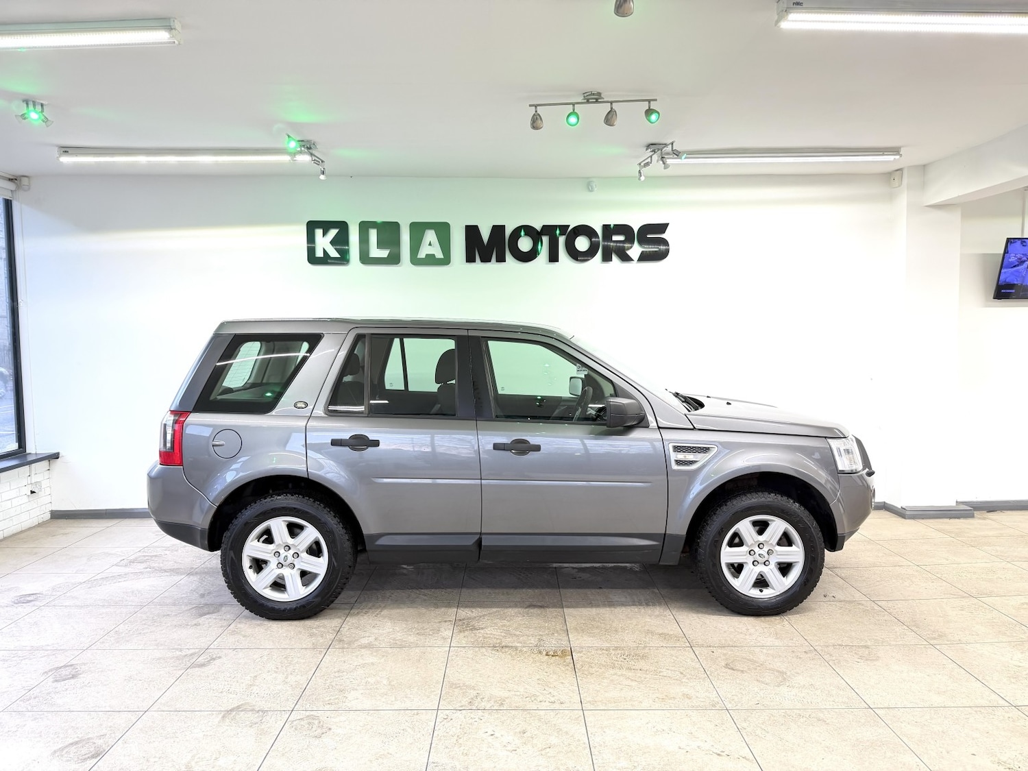 Used Land Rover Freelander 2 2010 for sale - 77118595: Photo 6
