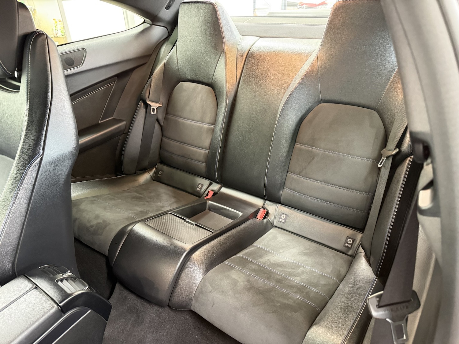 Used Mercedes-Benz C Class 2015 for sale - 76718410: Photo 17