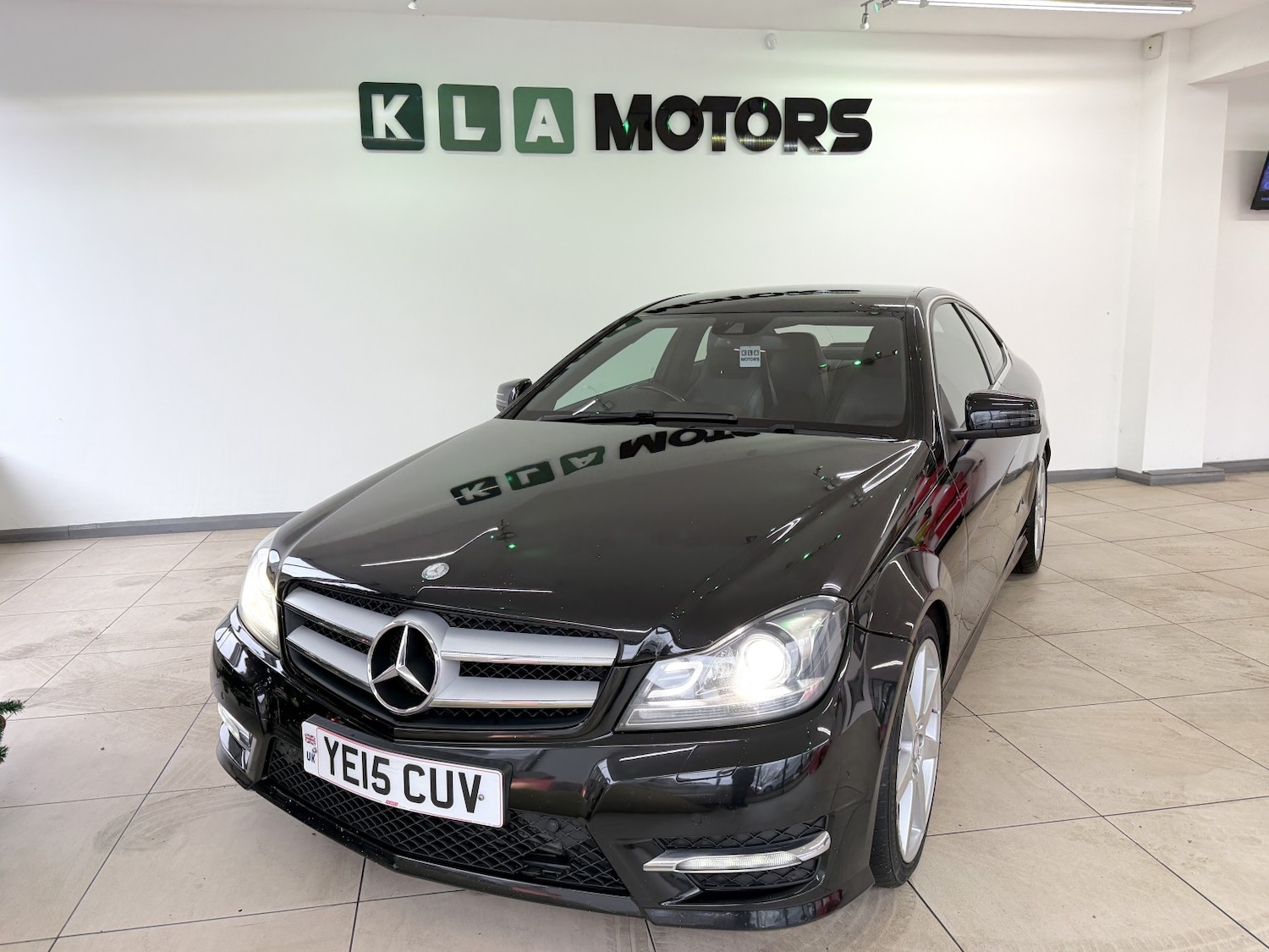 Used Mercedes-Benz C Class 2015 for sale - 76718410: Photo 8