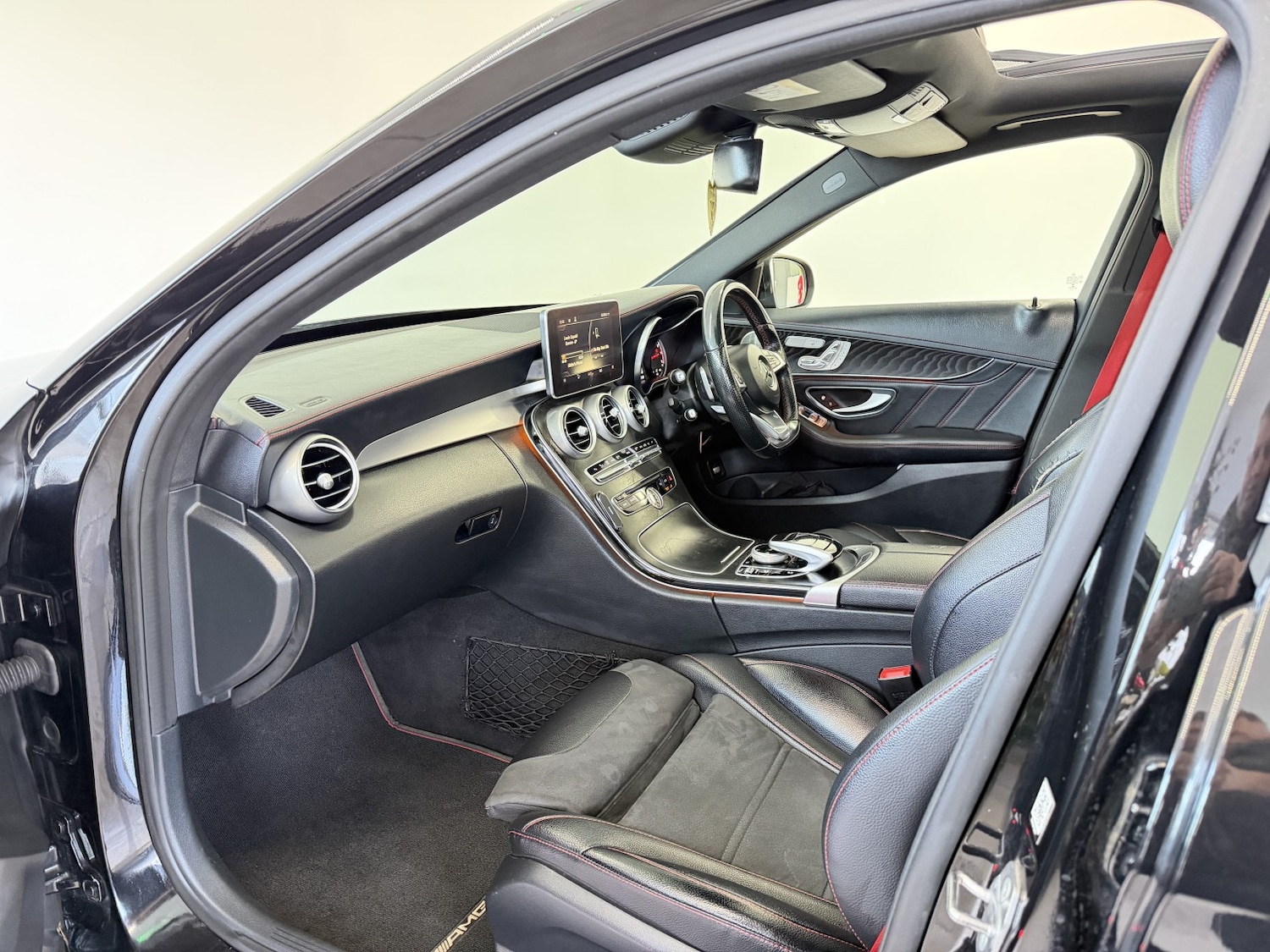 Used Mercedes-Benz C Class 2017 for sale - 77096919: Photo 12