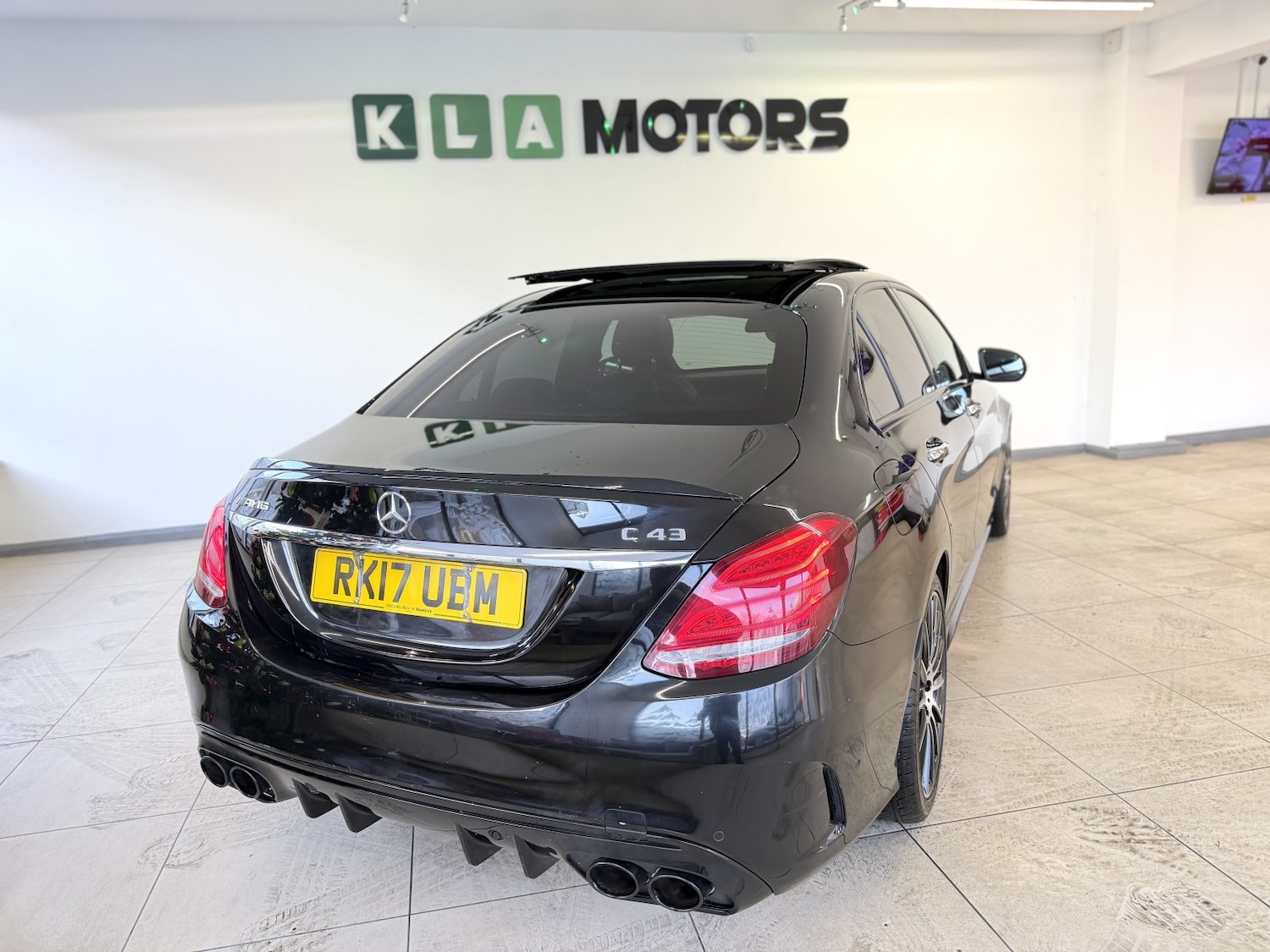 Used Mercedes-Benz C Class 2017 for sale - 77096919: Photo 3