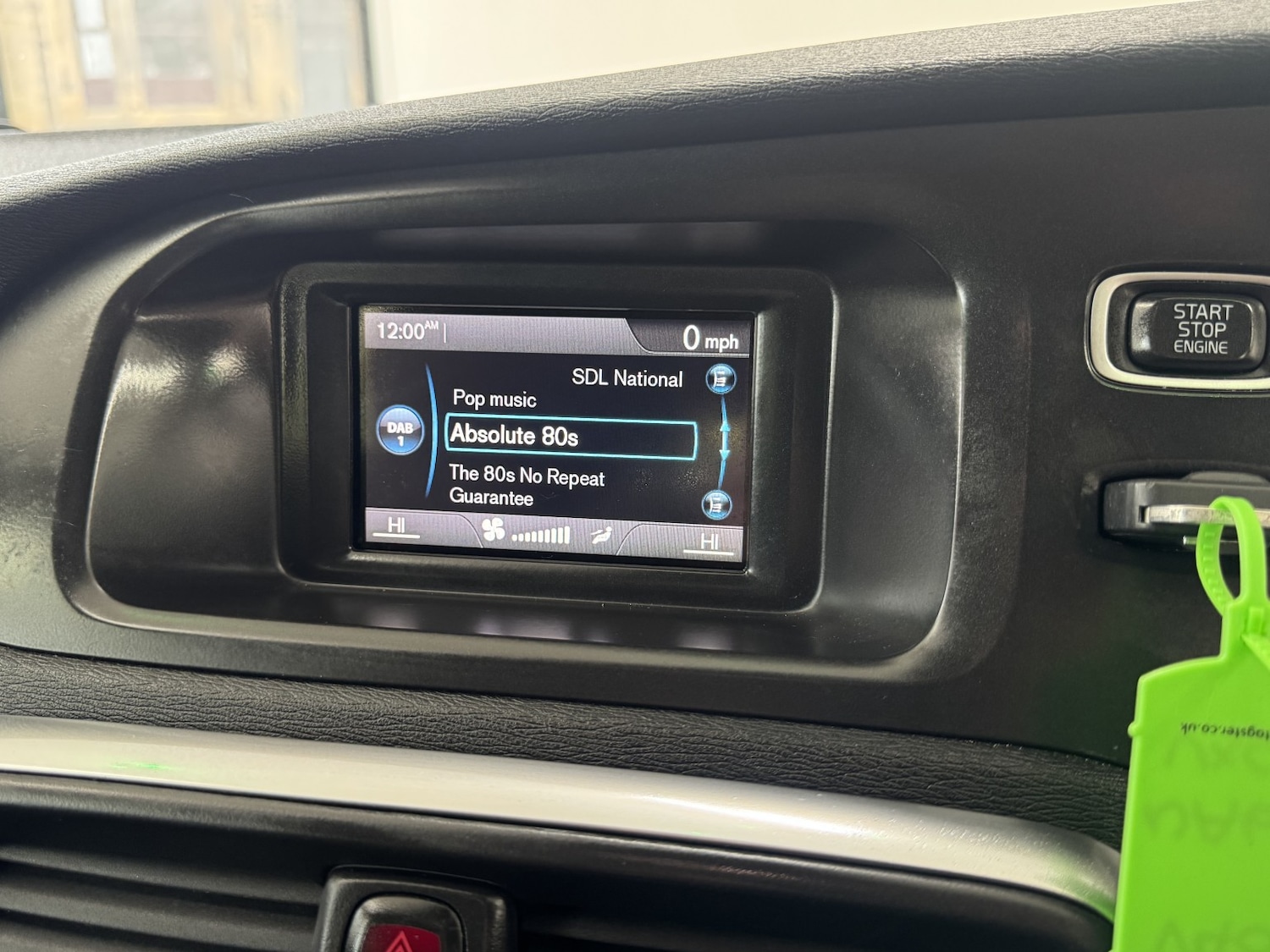 Used Volvo V40 2016 for sale - 76769631: Photo 14