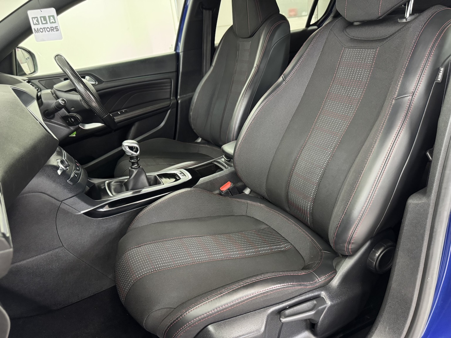 Used Peugeot 308 2017 for sale - 76299054: Photo 12