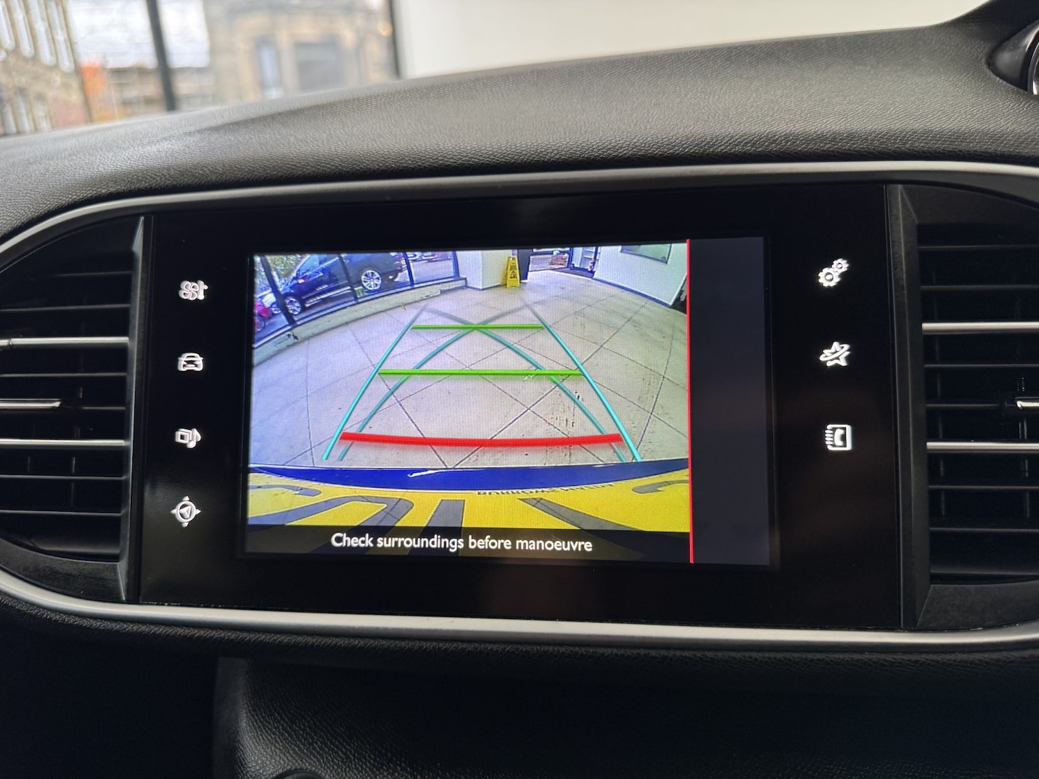 Used Peugeot 308 2017 for sale - 76299054: Photo 14