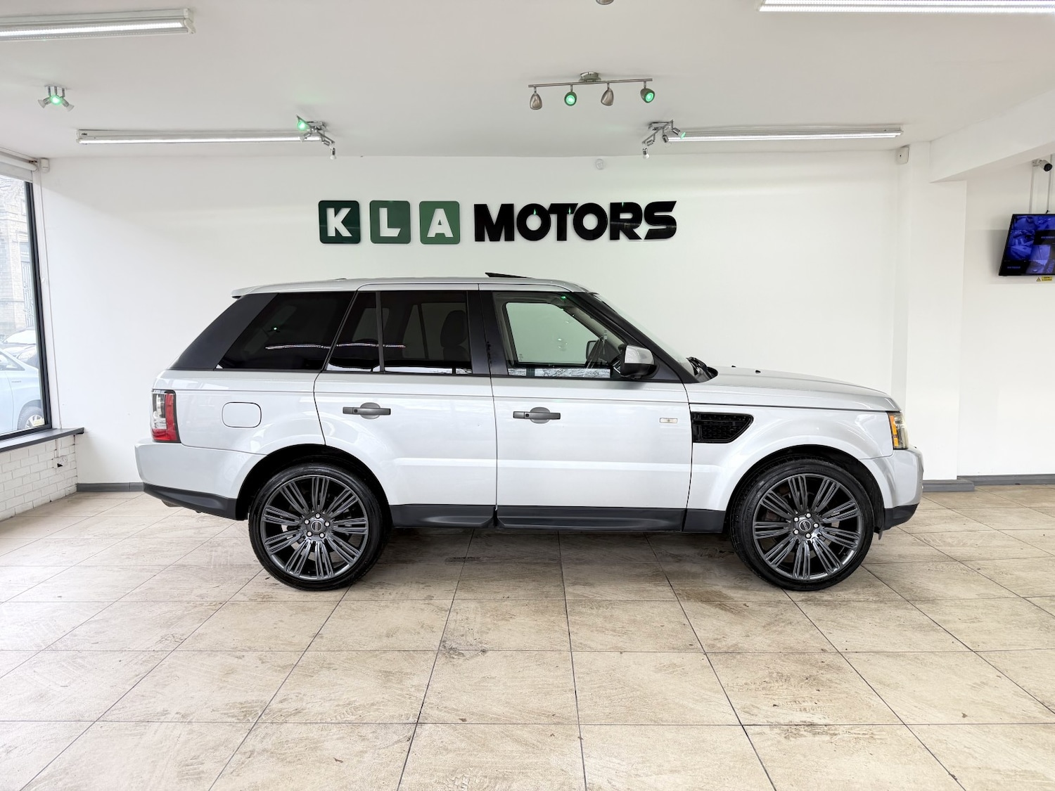 Used Land Rover Range Rover Sport 2011 for sale - 77991730: Photo 6