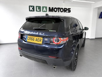 Used Land Rover Discovery Sport 2016 for sale - 79410745: Photo