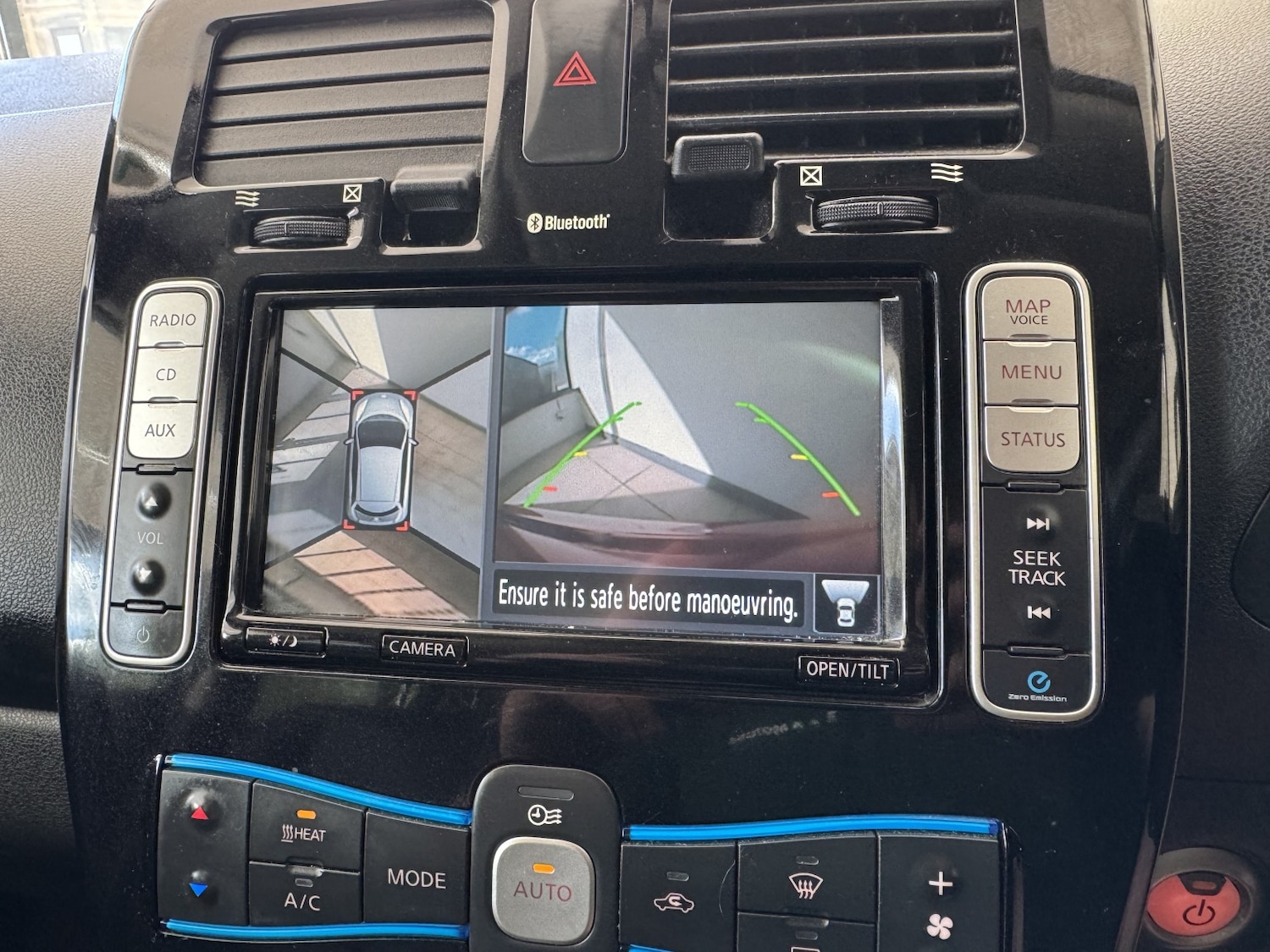 Used Nissan Leaf 2017 for sale - 76231100: Photo 13