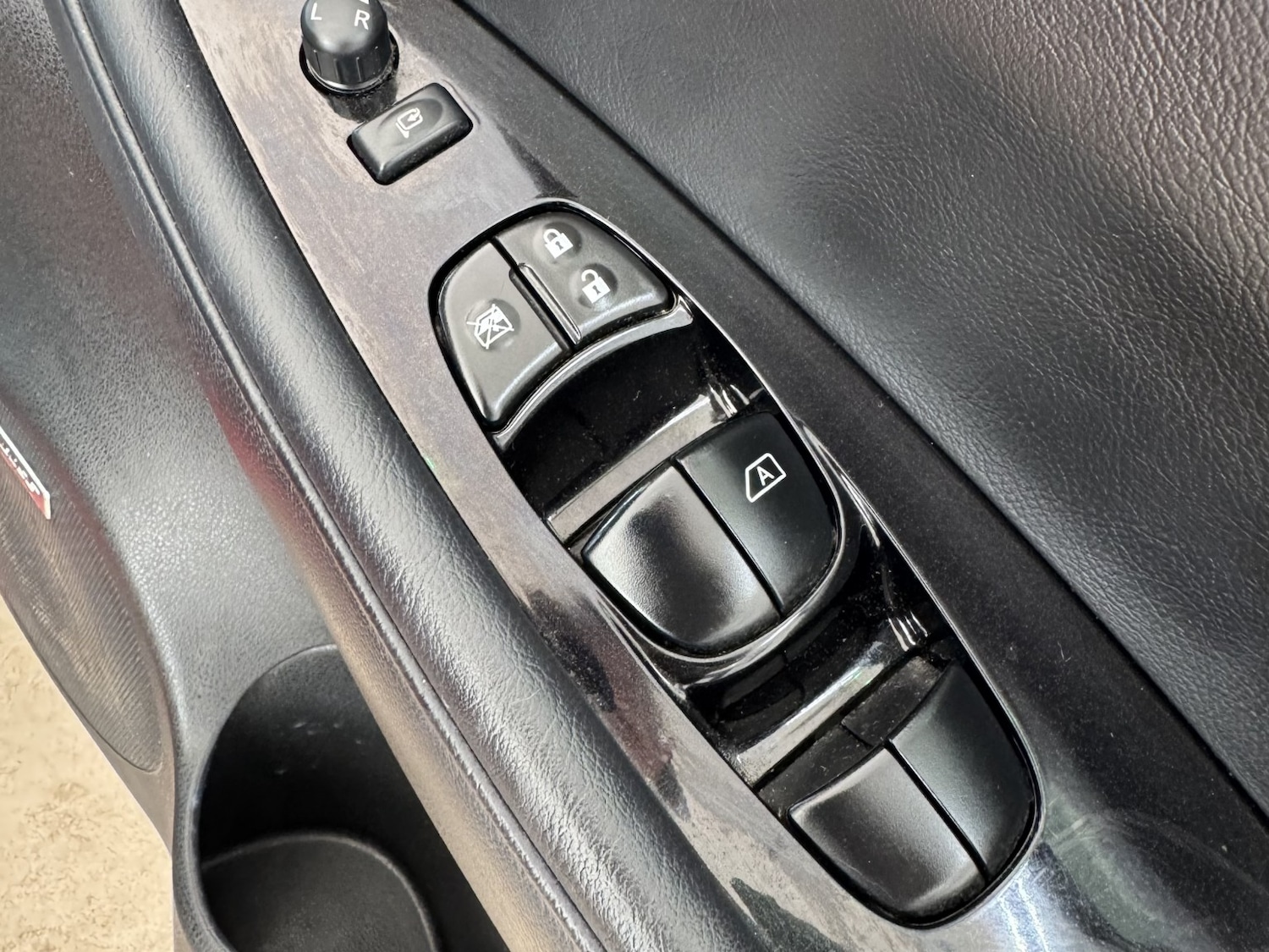 Used Nissan Leaf 2017 for sale - 76231100: Photo 17