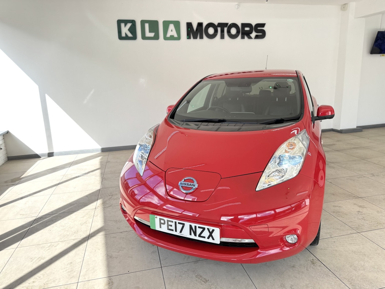 Used Nissan Leaf 2017 for sale - 76231100: Photo 8
