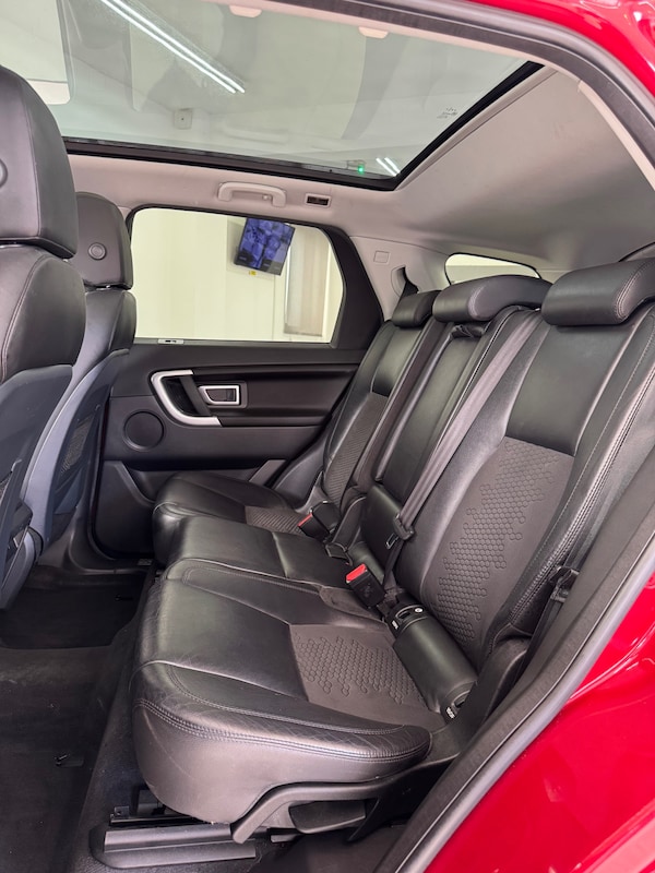 Used Land Rover Discovery Sport 2015 for sale - 75547337: Photo 16