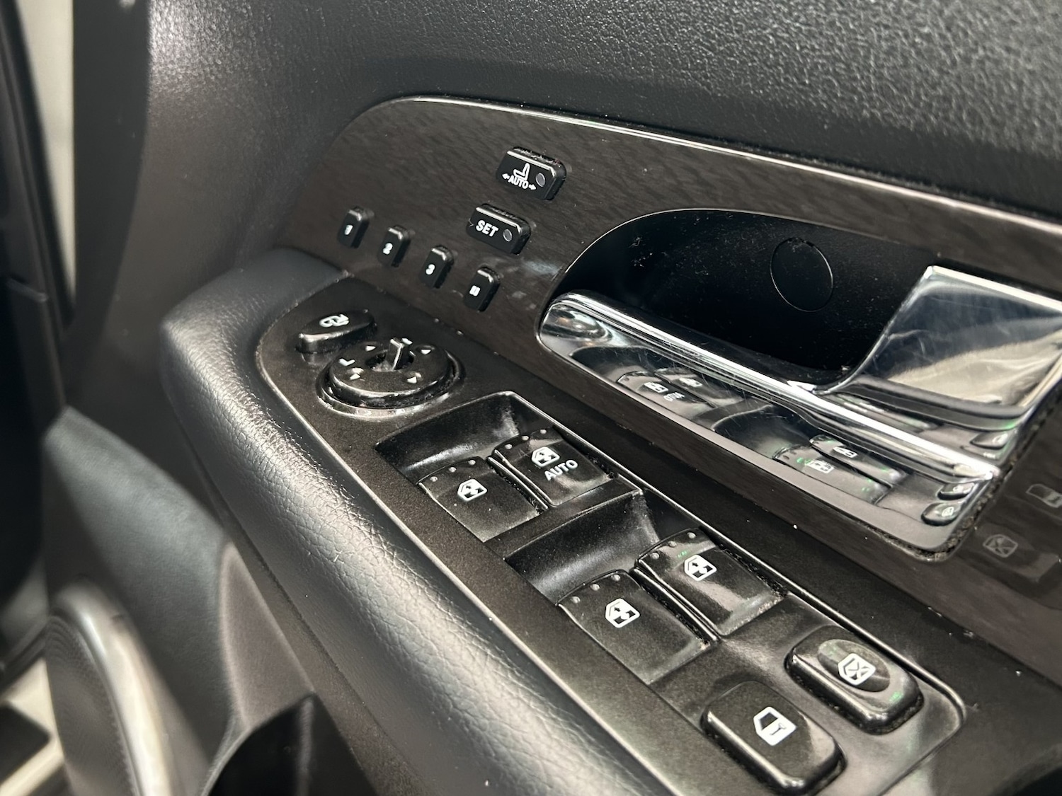 Used Ssangyong Rexton 2014 for sale - 76231101: Photo 13