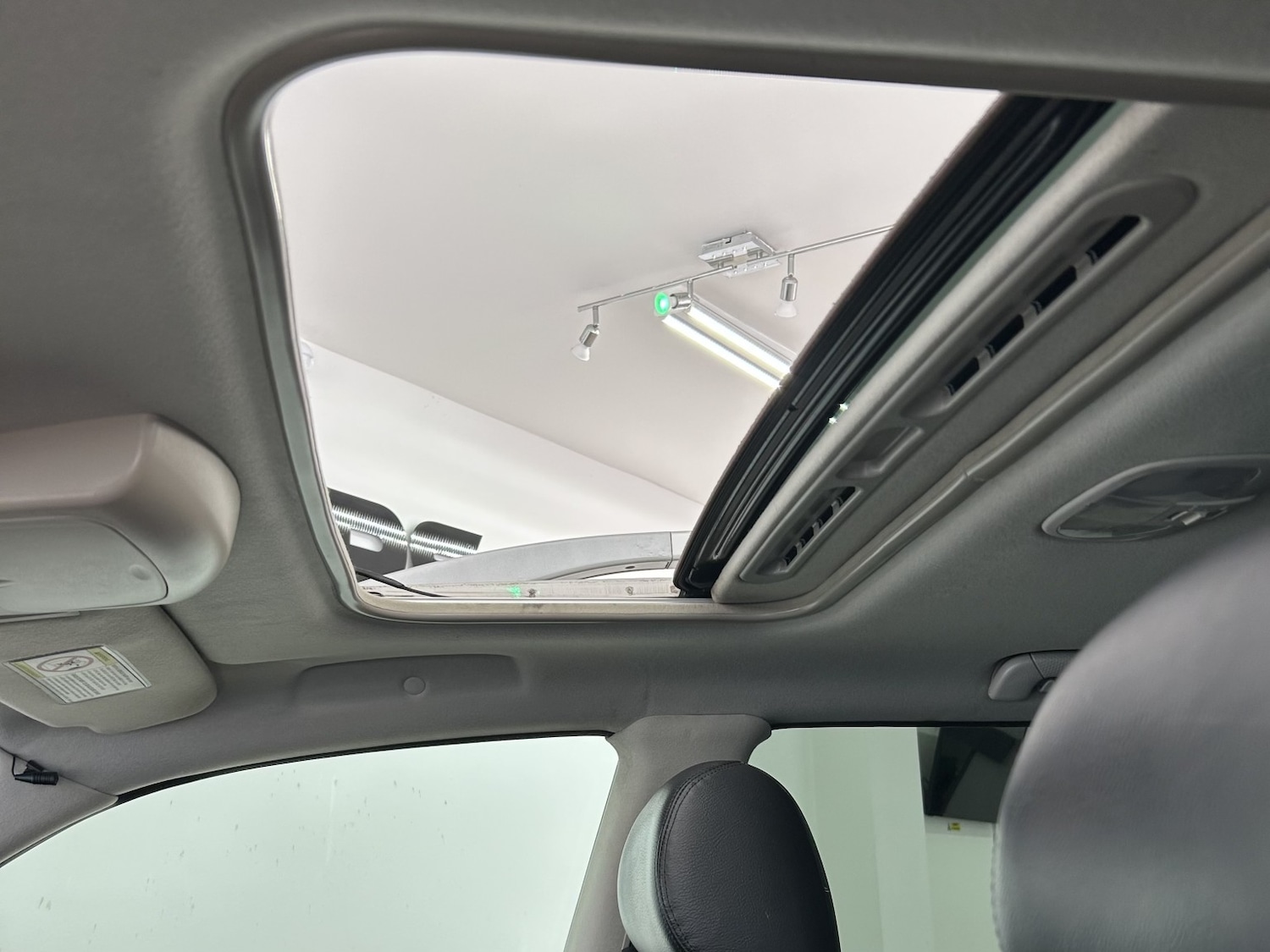 Used Ssangyong Rexton 2014 for sale - 76231101: Photo 15