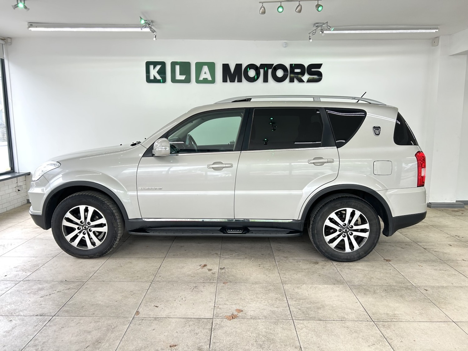 Used Ssangyong Rexton 2014 for sale - 76231101: Photo 2
