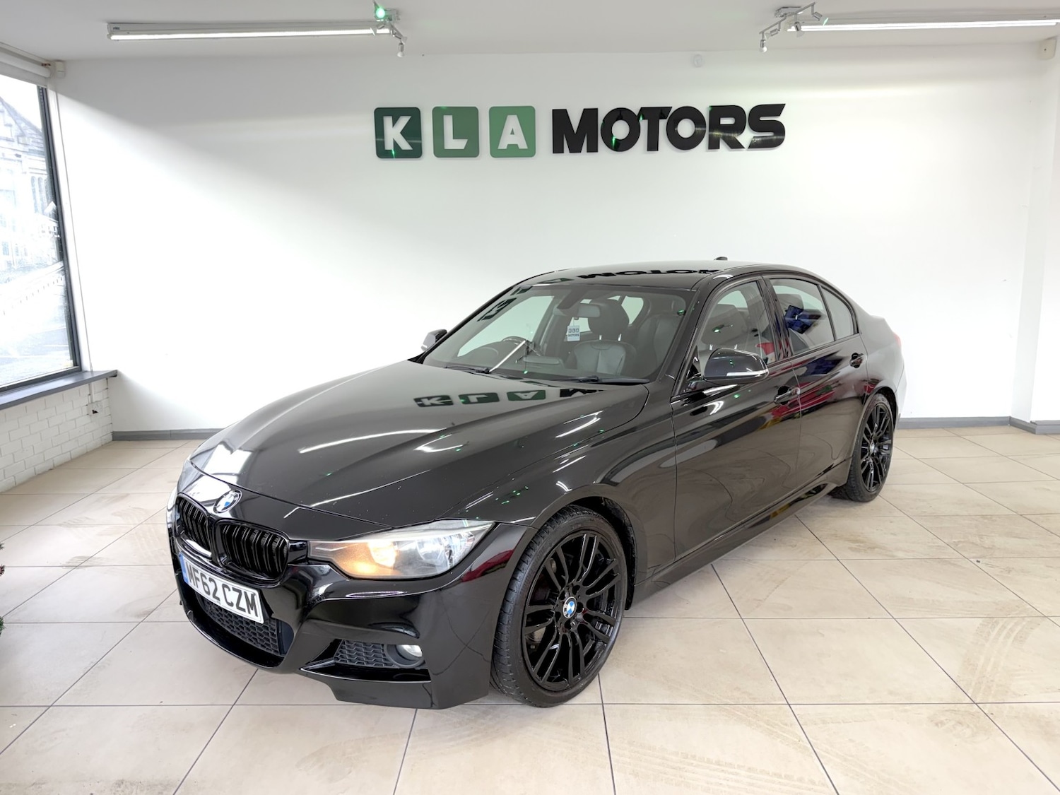Used BMW 3 Series 2012 for sale - 76911125: Photo 1