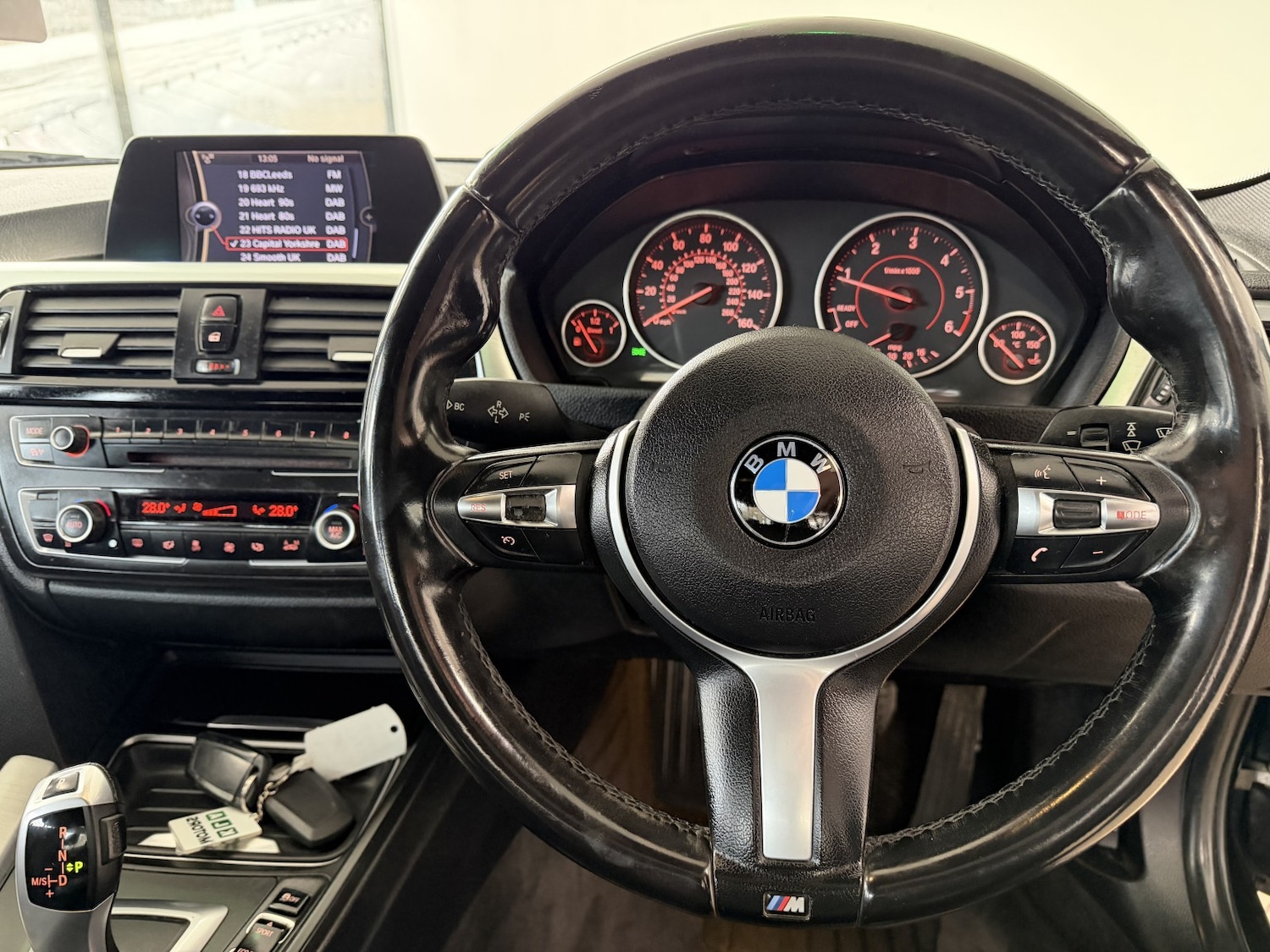 Used BMW 3 Series 2012 for sale - 76911125: Photo 10