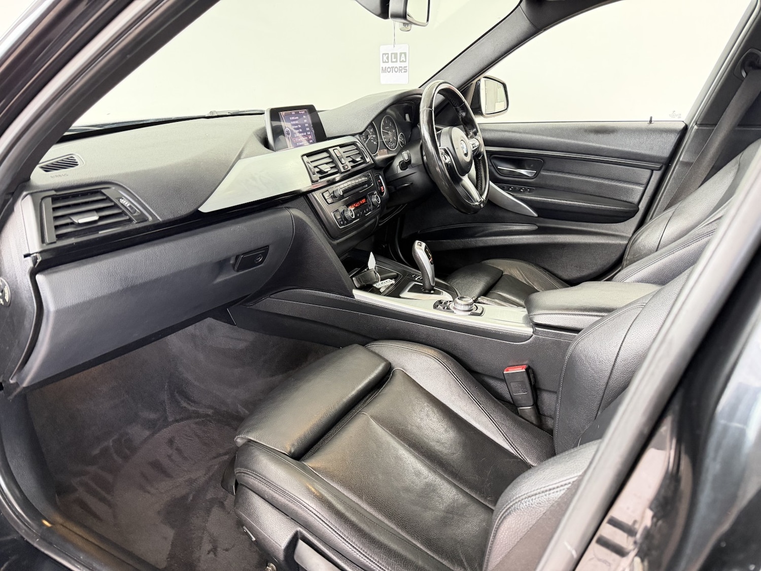 Used BMW 3 Series 2012 for sale - 76911125: Photo 11