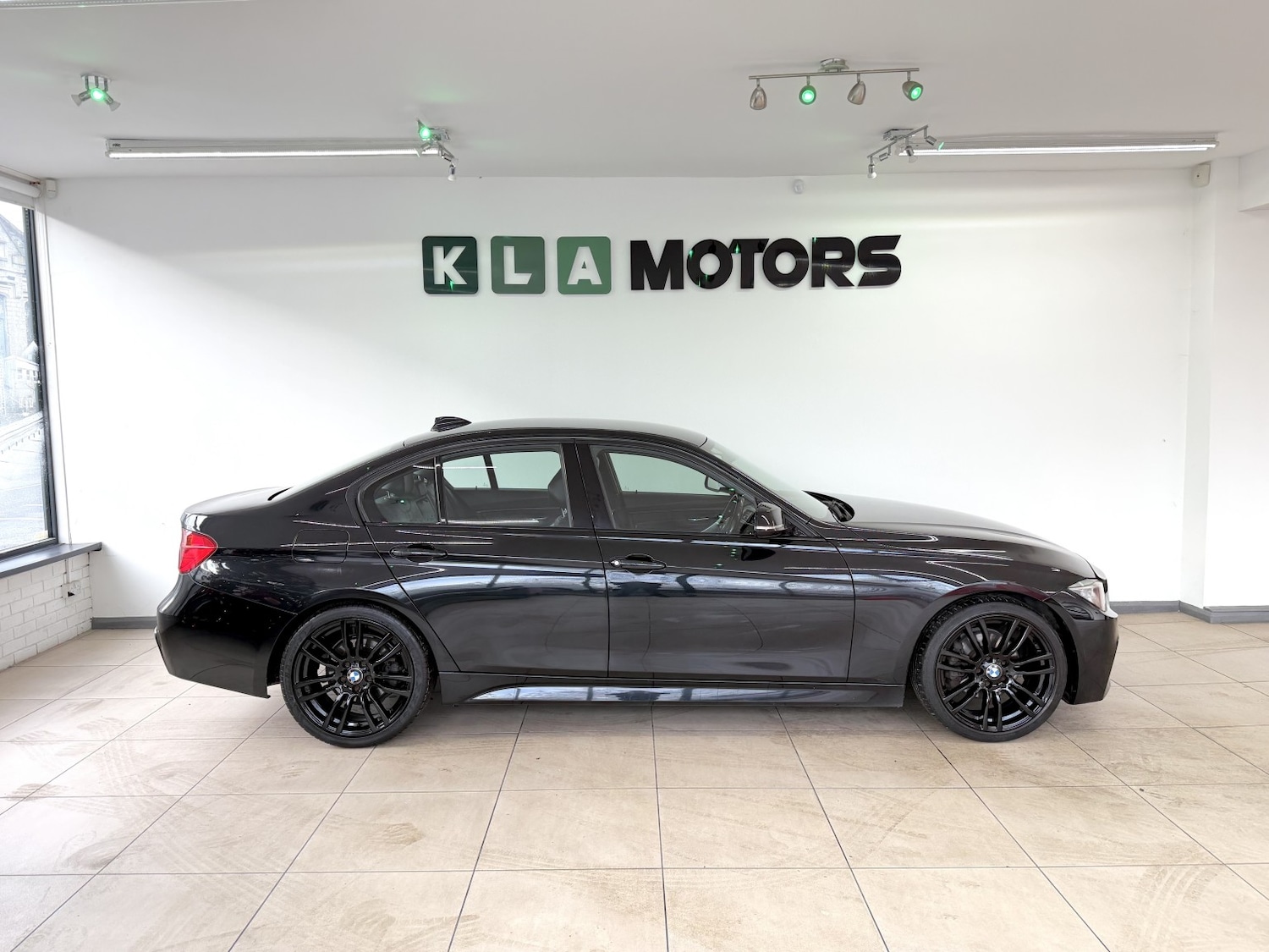 Used BMW 3 Series 2012 for sale - 76911125: Photo 6