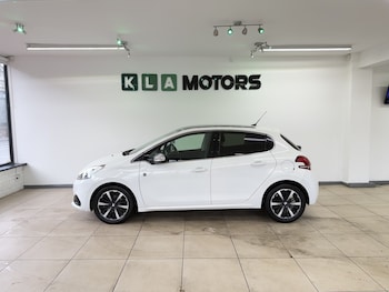 Used Peugeot 208 2019 for sale - 77162308: Photo