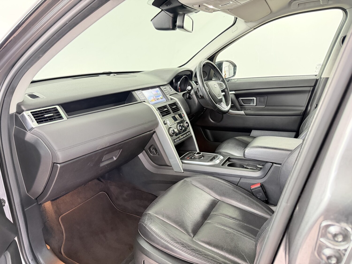 Used Land Rover Discovery Sport 2017 for sale - 77954010: Photo 12