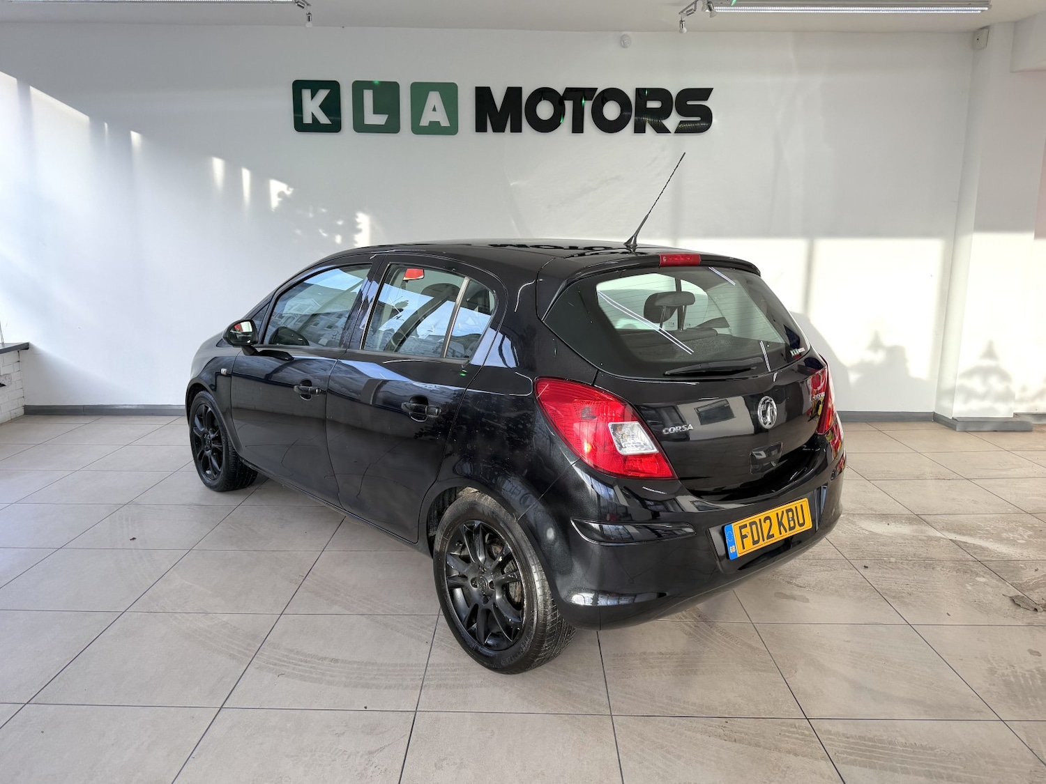 Used Vauxhall Corsa 2012 for sale - 76836974: Photo 3