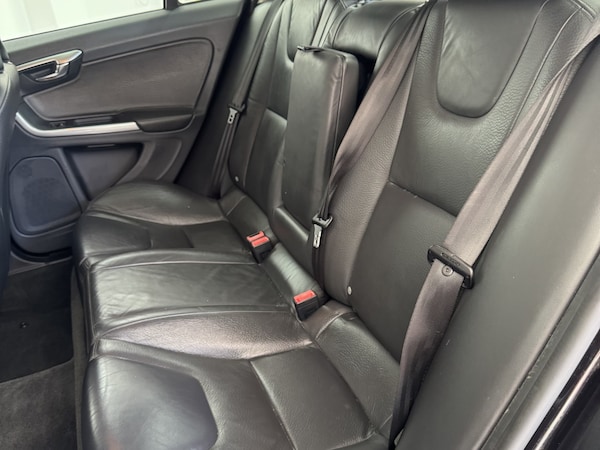 Used Volvo S60 2010 for sale - 76231099: Photo 18