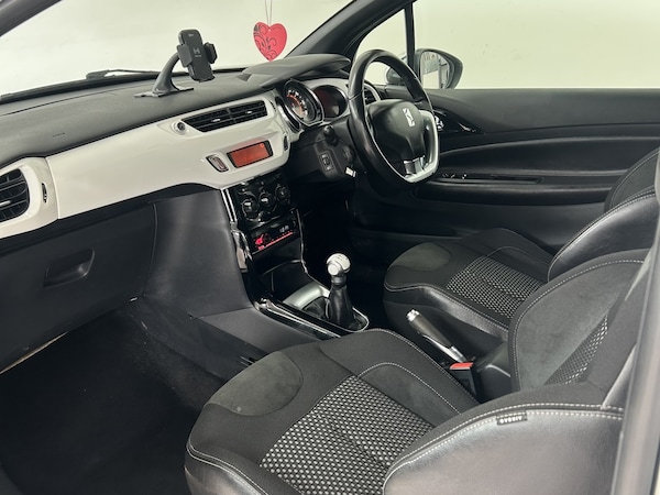 Used Citroen DS3 2010 for sale - 76231105: Photo 10