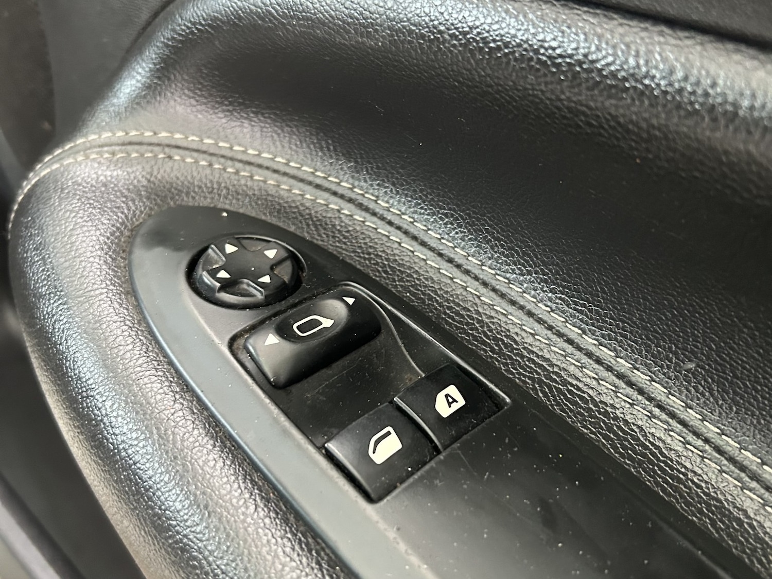 Used Citroen DS3 2010 for sale - 76231105: Photo 12