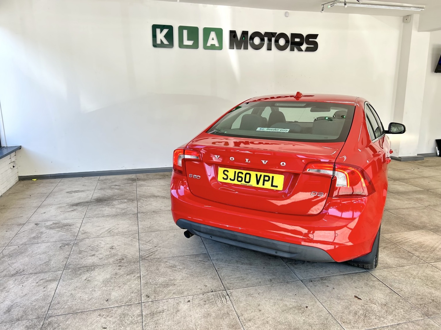 Used Volvo S60 2010 for sale - 76231106: Photo 4