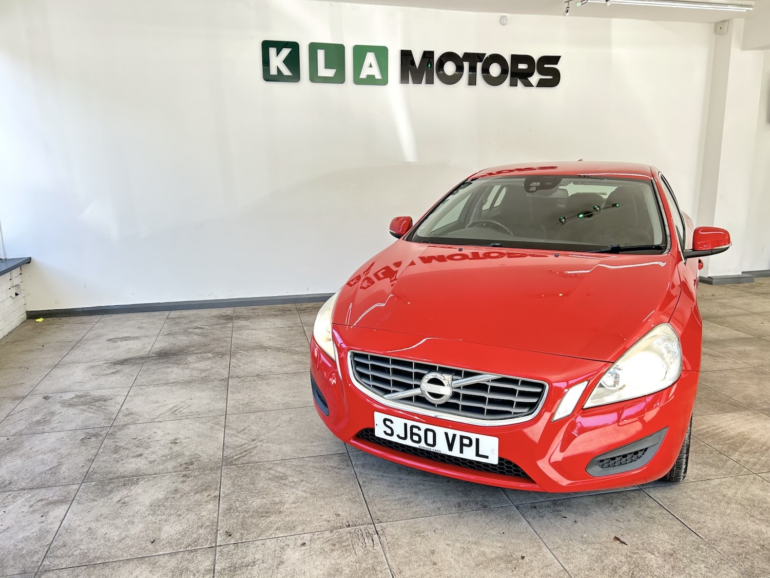 Used Volvo S60 2010 for sale - 76231106: Photo 8