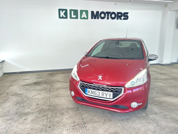 Used Peugeot 208 2013 for sale - 76231102: Photo 8