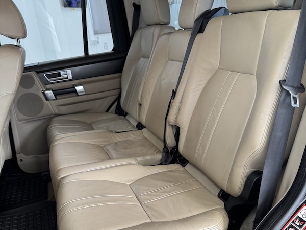 Used Land Rover Discovery 4 2010 for sale - 76231103: Photo 17