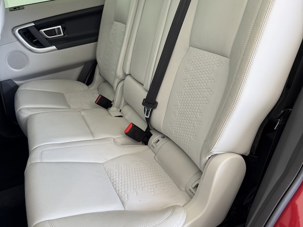 Used Land Rover Discovery Sport 2016 for sale - 76231089: Photo 18