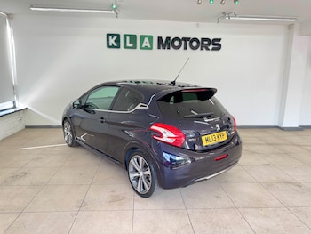 Used Peugeot 208 2013 for sale - 75906657: Photo