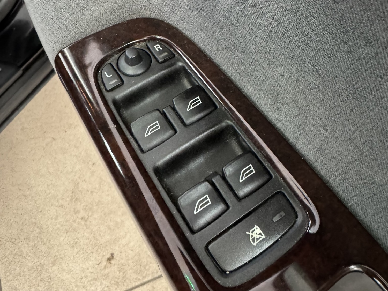 Used Volvo S40 2006 for sale - 76231087: Photo 13