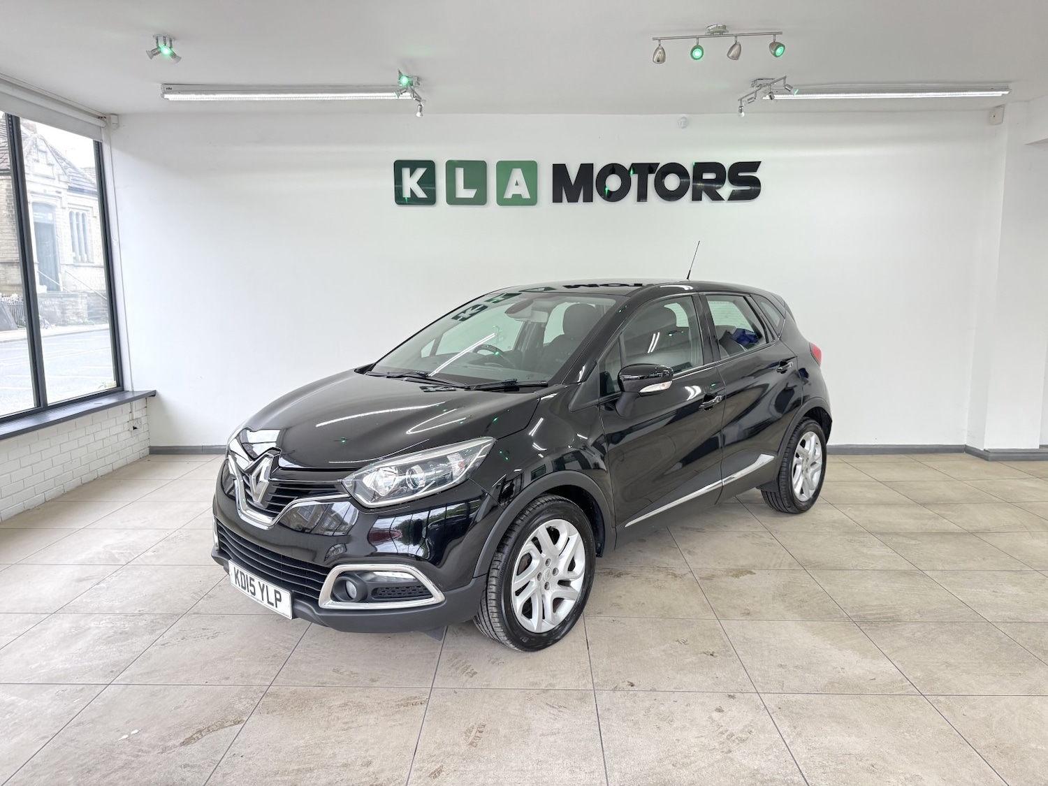 Used Renault Captur 2015 for sale - 76231093: Photo 1