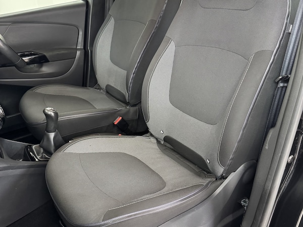 Used Renault Captur 2015 for sale - 76231093: Photo 12