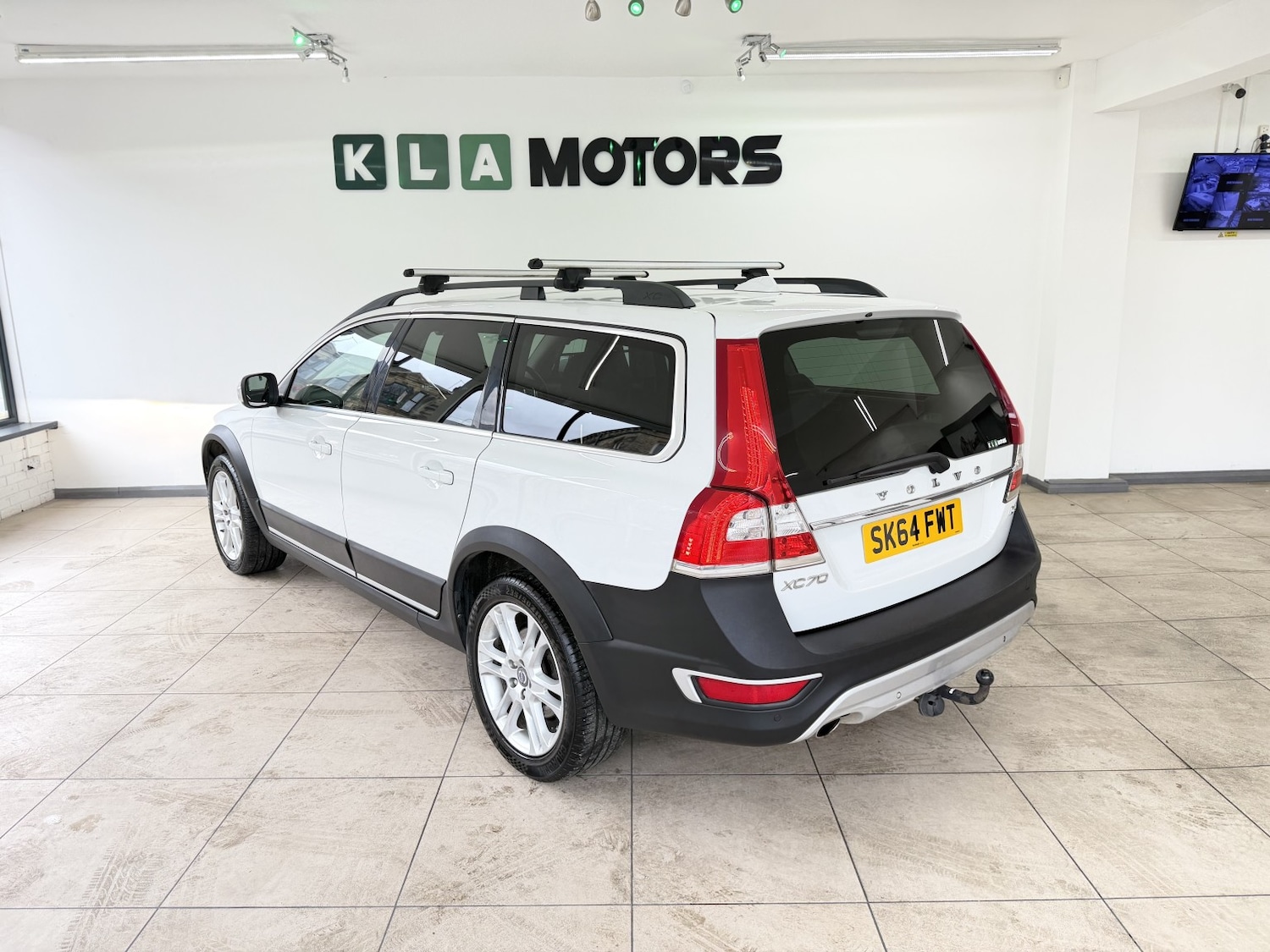 Used Volvo XC70 2014 for sale - 77774791: Photo 3