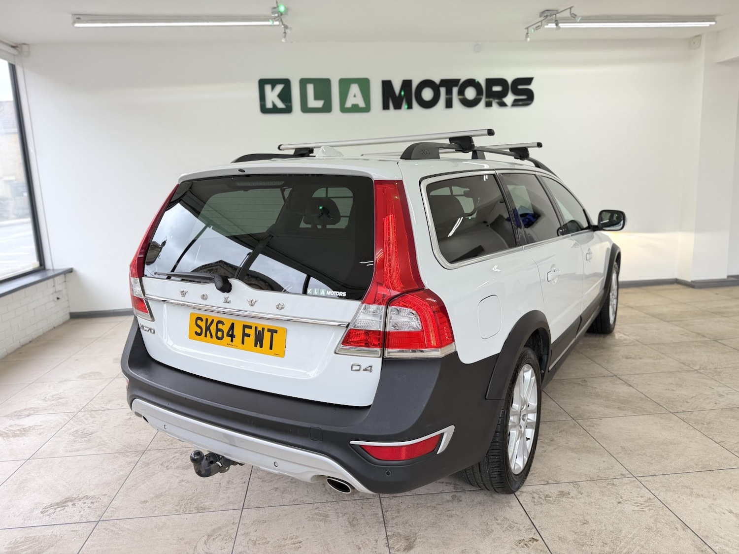 Used Volvo XC70 2014 for sale - 77774791: Photo 4