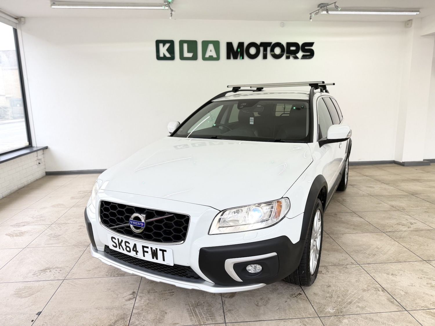 Used Volvo XC70 2014 for sale - 77774791: Photo 8