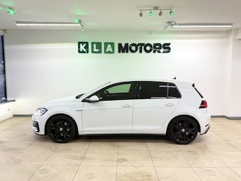 Used Volkswagen Golf 2017 for sale - 76979522: Photo