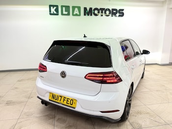 Used Volkswagen Golf 2017 for sale - 76979522: Photo