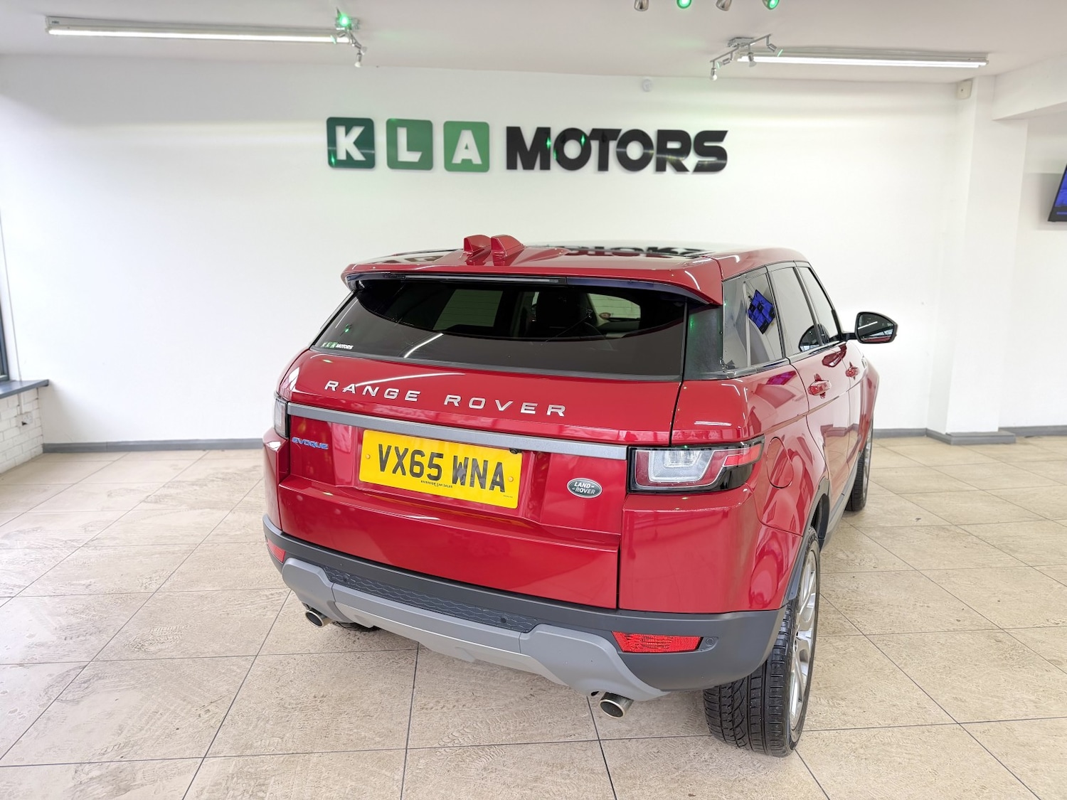 Used Land Rover Range Rover Evoque 2015 for sale - 77107718: Photo 4