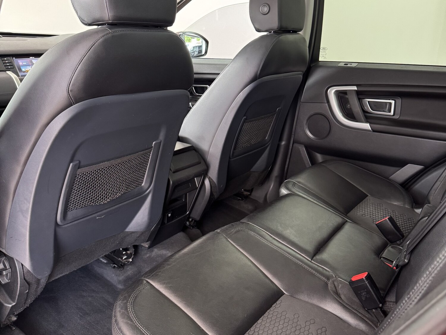 Used Land Rover Discovery Sport 2015 for sale - 76231107: Photo 15