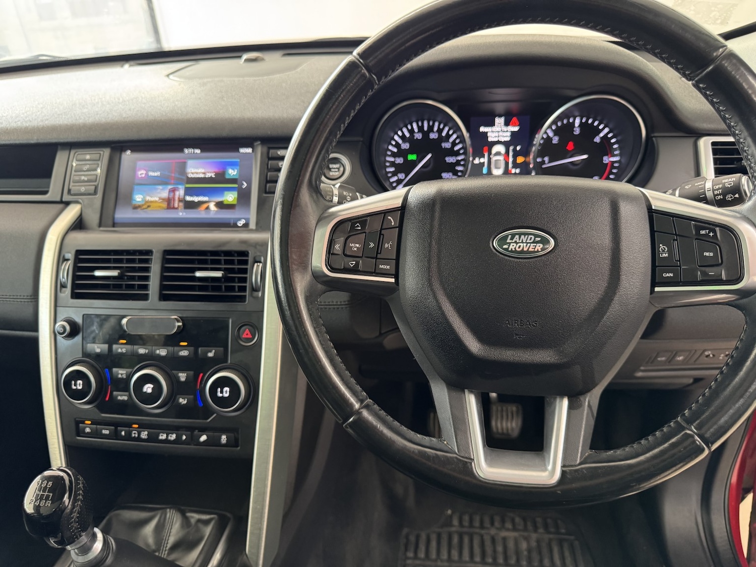 Used Land Rover Discovery Sport 2015 for sale - 76231107: Photo 9