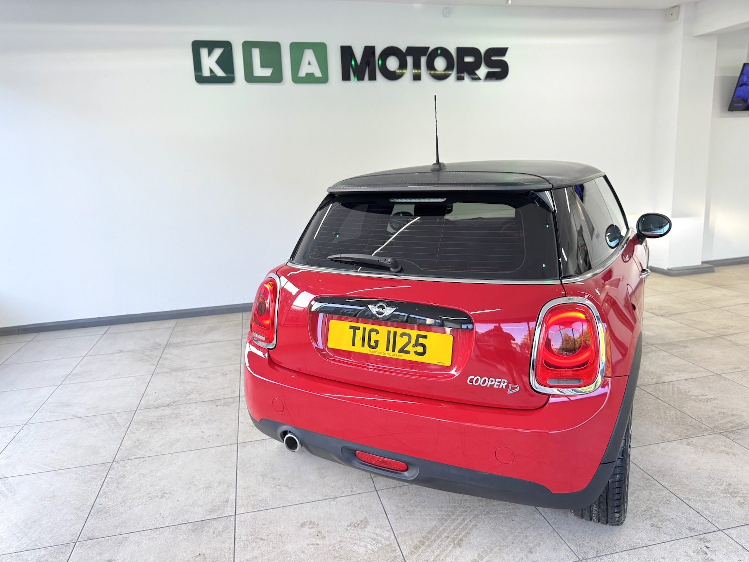 Used MINI Hatch 2017 for sale - 76231112: Photo 4