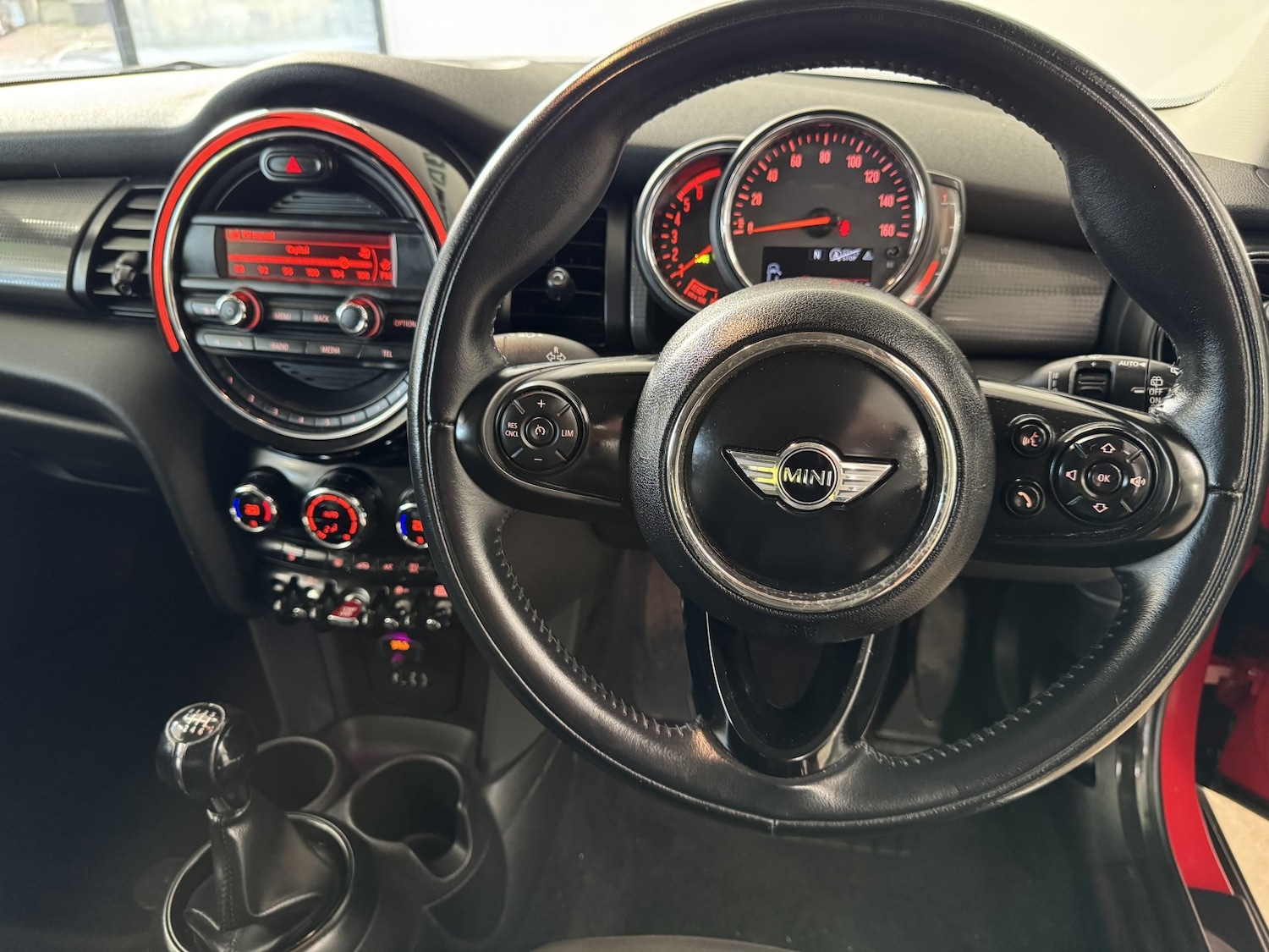 Used MINI Hatch 2017 for sale - 76231112: Photo 9